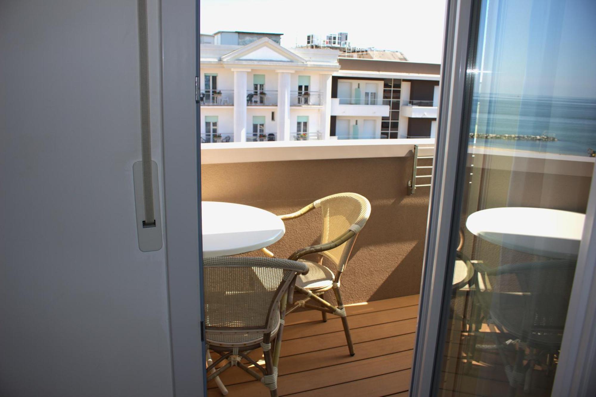 Hotel Atlas Gabicce Mare Luaran gambar