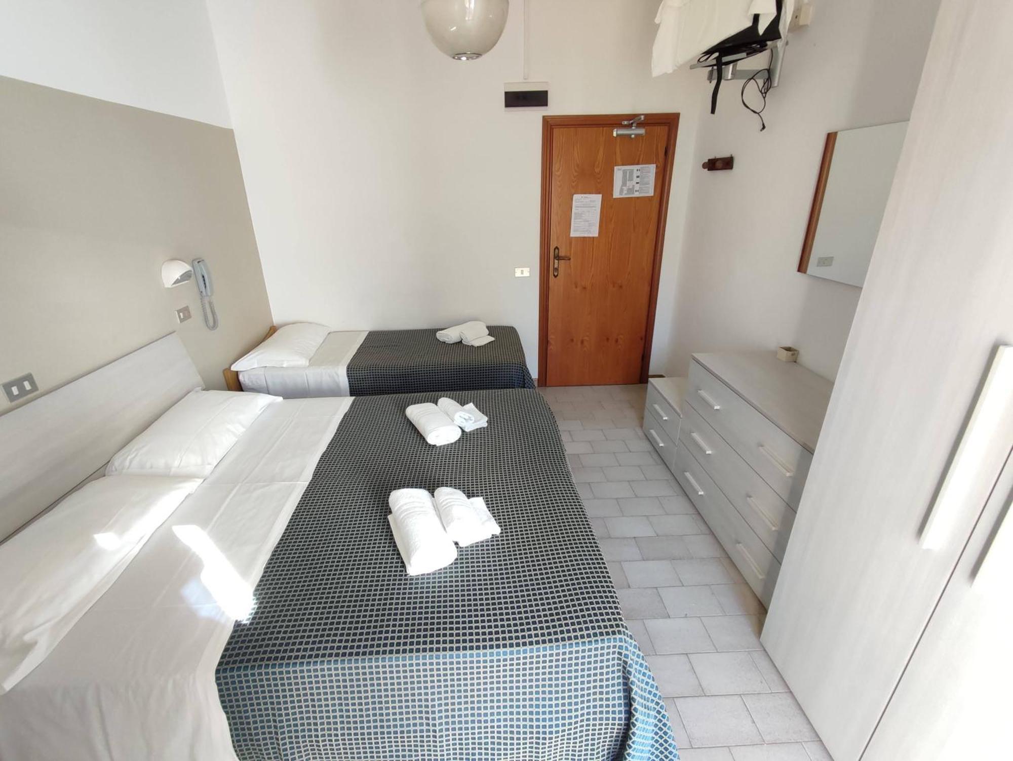 Hotel Atlas Gabicce Mare Luaran gambar