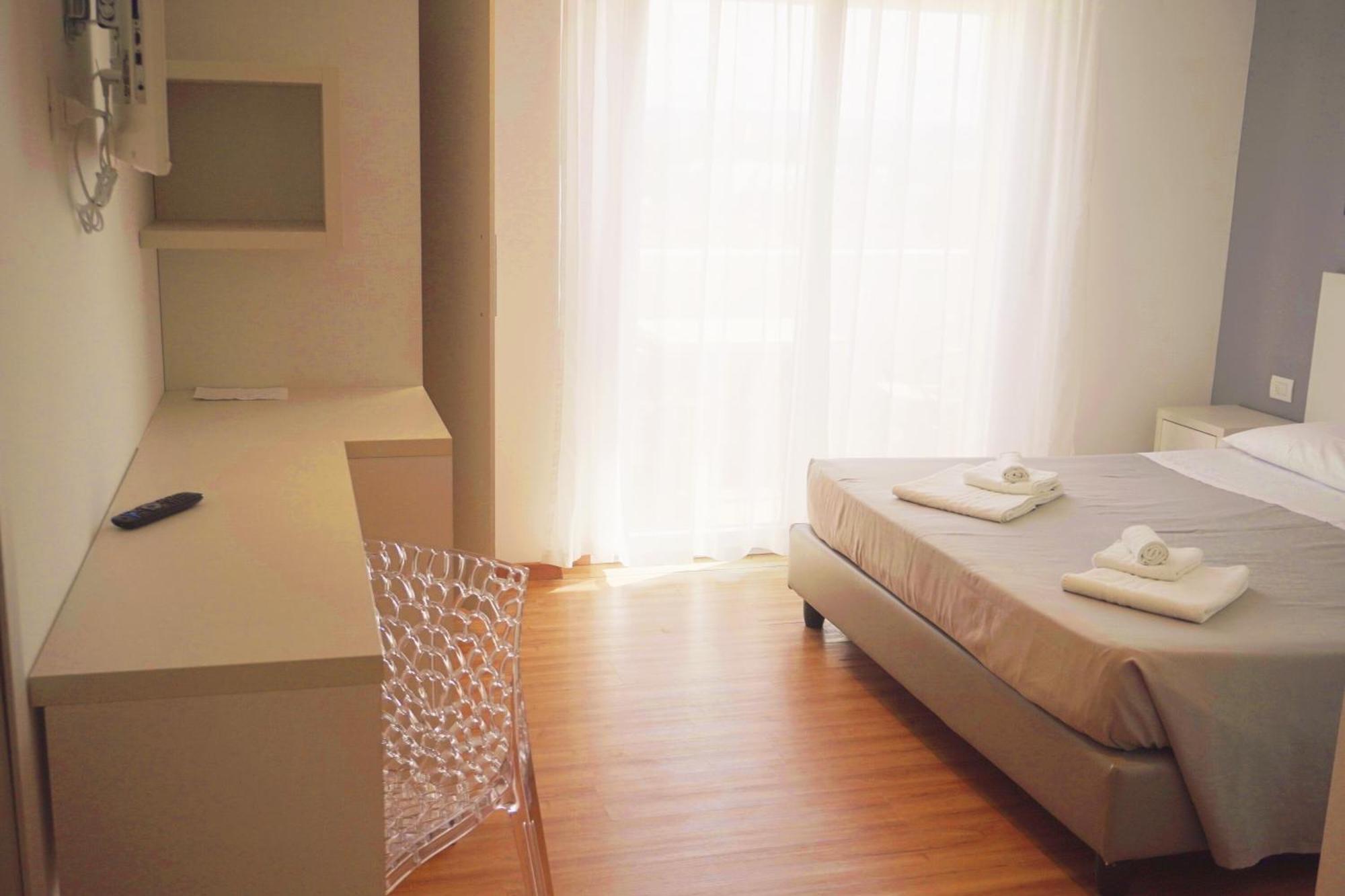 Hotel Atlas Gabicce Mare Luaran gambar